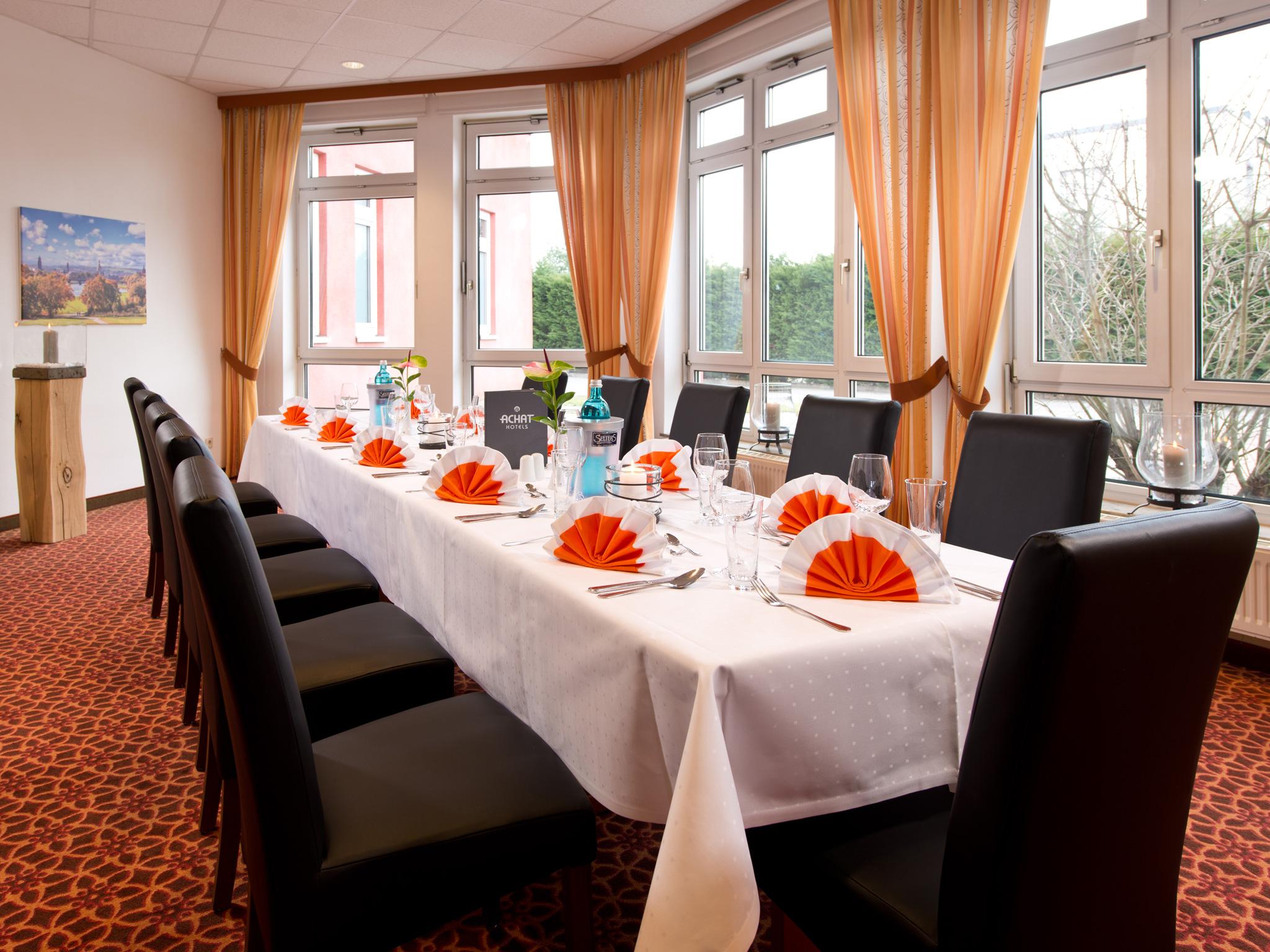 Achat Hotel Schwarzheide Lausitz エクステリア 写真