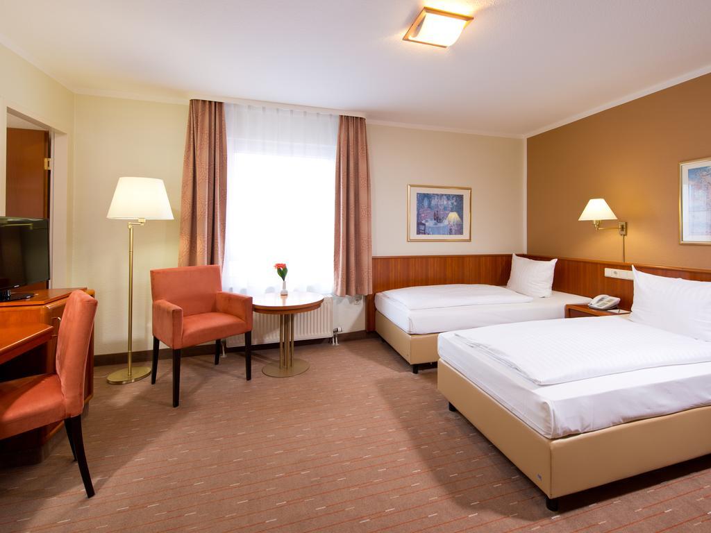 Achat Hotel Schwarzheide Lausitz エクステリア 写真